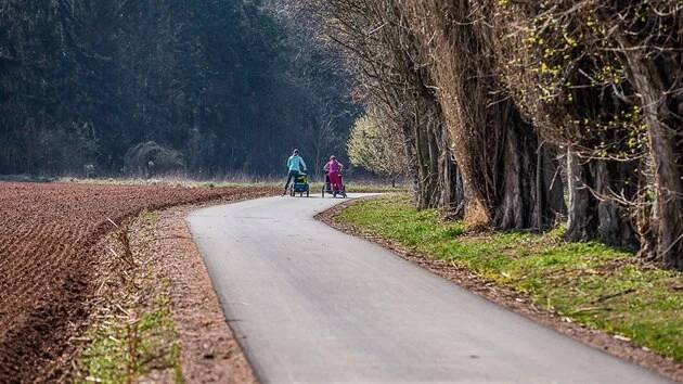 Cyklostezka z Pardubic na Hradec roste velmi pomalu, dostavba v nedohlednu - regiony.impuls.cz