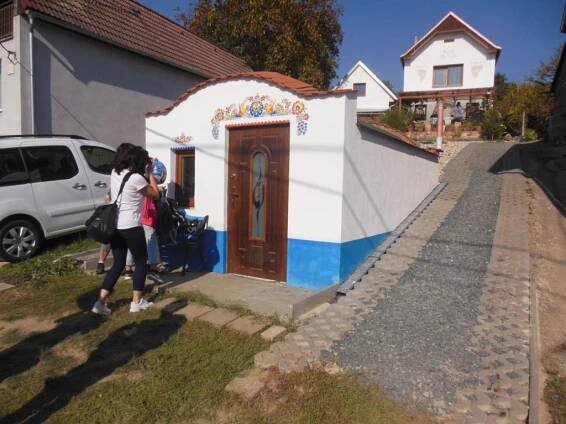 Pochod Slováckým vinohradem Mutěnice - Oficiální stránky obce Sukorady