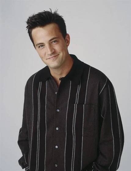 Zemřel herec Matthew Perry. Chandler z Přátel se utopil ve vířivce