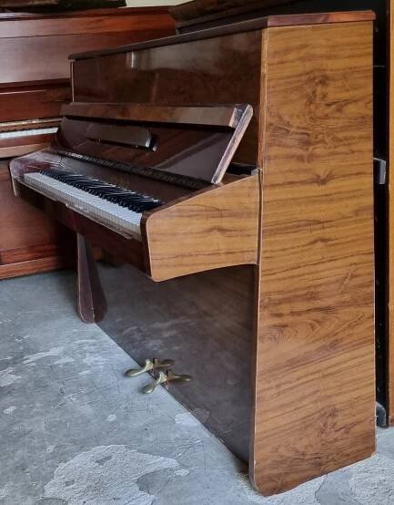 Otto Bach Upright Piano (132)