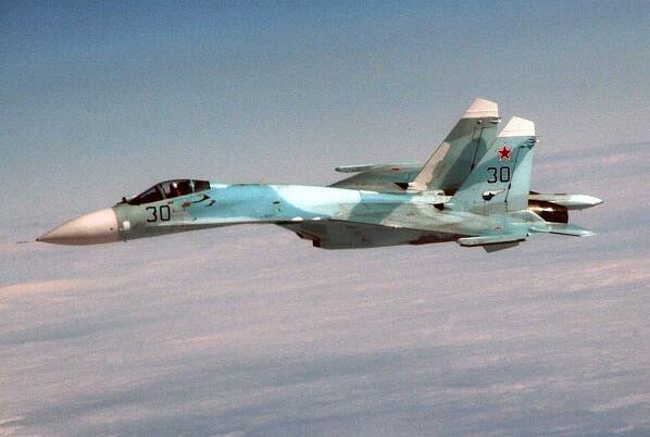 Suxoy Su-27