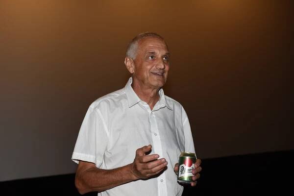 David Vávra doprovodil kolínskou premiéru filmu Chata na prodej