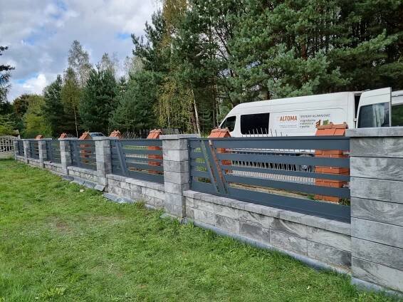 Ogrodzenia i okiennice – aluminium | Galeria zdjęć. Persiane - lamella