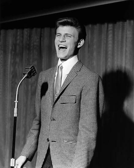 Bobby Rydell, Teenage Idol With Enduring Appeal, Dies at 79
