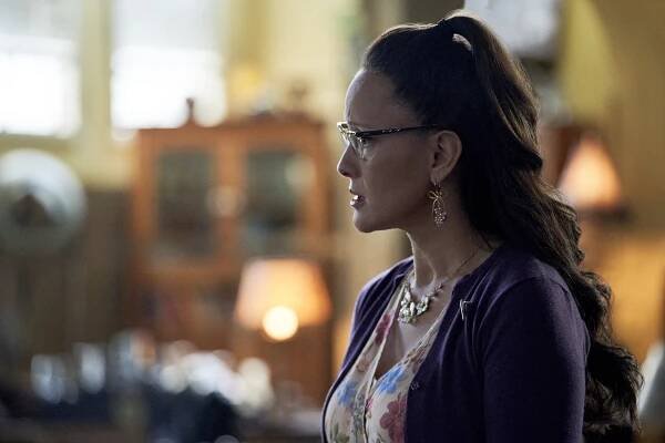 Crystal Lowe