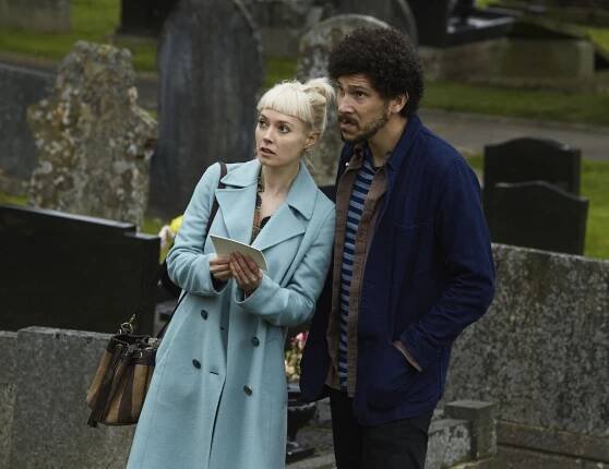 Requiem - Z filmu - Lydia Wilson, Joel Fry