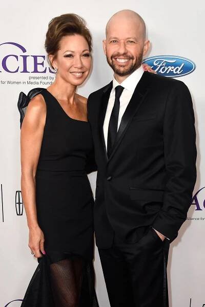 Lisa Joyner (L) and Jon Cryer attend the 43rd Annual Gracie Awards at the Beverly Wilshire Four Seasons Hotel on May 22, 2018
