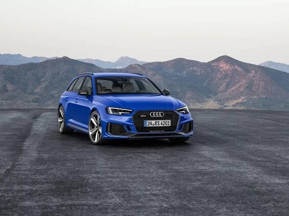 Další superkombík. Audi RS4 Avant má 450 koní