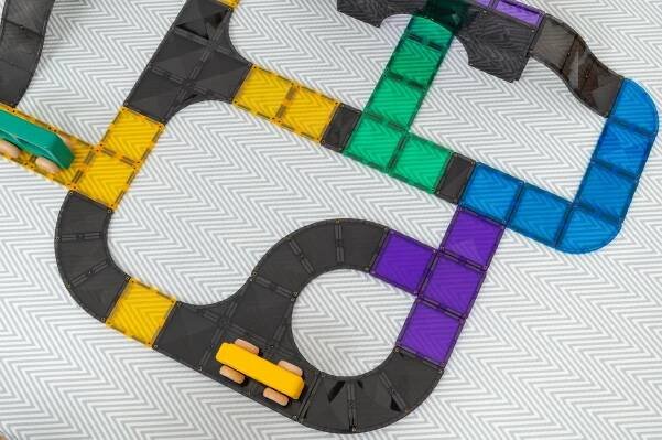 Connetix Magnetic Tiles Roads rampy a zatáčky 16 dílků