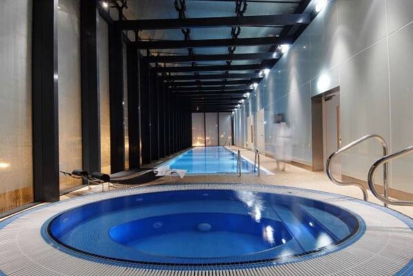 Hotel Hilton Manchester Deansgate, Velká Británie Manchester - 11 392 Kč Invia