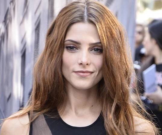 Ashley Greene Biography - Facts, Childhood, Family Life & Achievements