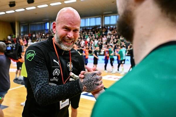 Strhující drama v Karviné. Házenkářský titul vybojoval v dunivém kotli Baník
