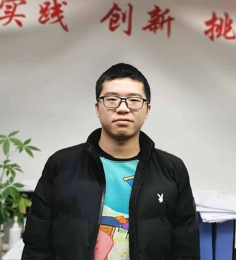 陈净宇.jpg