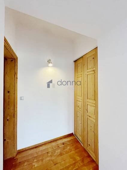Pronájem bytu 3+kk, 76m2, ul. Nad Kolčavkou, Praha 9 - Libeň, v dosahu metra B | Realitní kancelář Donna