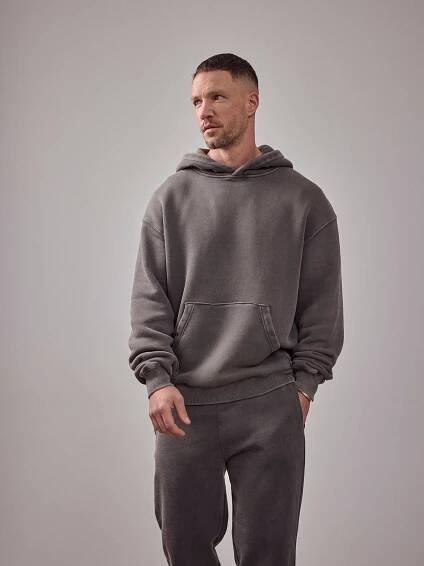 DAN FOX APPAREL Mikina 'Essential Patrick' – šedá: přední strana