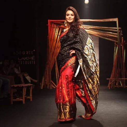 Preity Zinta : Net Worth, Height, Weight, Age, Affairs, Wiki, Facts and Figures 10