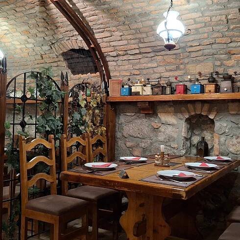 CSULOK CSARDA, Esztergom - Menu, Prices & Restaurant Reviews - Tripadvisor