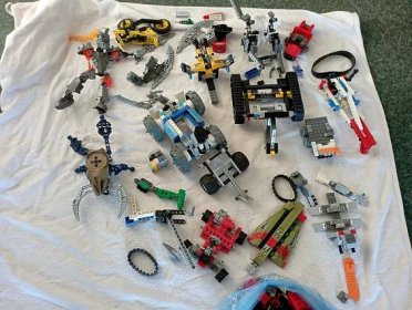Lego sety - části nekompletní