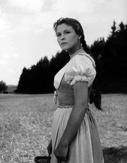 Zemřela Jana Andrsová – Divadelní noviny