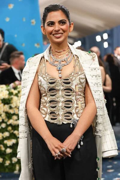 Hot on the red carpet: Jewelry you can’t buy
