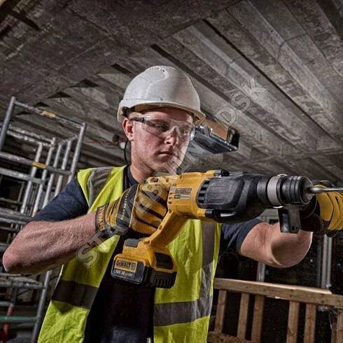 Kladivo kombinované AKU SDS+ 18V DCH133M1-QW, 1x18V/4,0Ah 2,6J DeWalt | DSK stavebniny