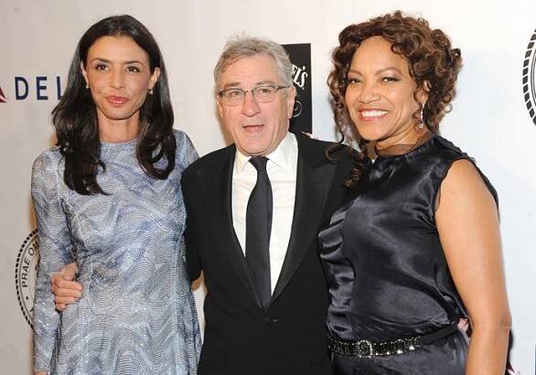 Grace skvěle vycházela i s Robertovými dětmi z předchozích vztahů. Na snímku hercova nejstarší dcera, herečka Drena De Niro (vlevo), kterou držitel dvou Oscarů adoptoval v roce 1976.