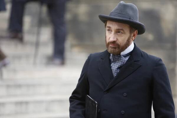 Génius - Kapitola druhá - Z filmu - Michael McElhatton
