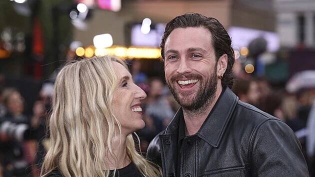 Sam Taylor-Johnsonová a Aaron Taylor-Johnson (Londýn, 8. dubna 2024)