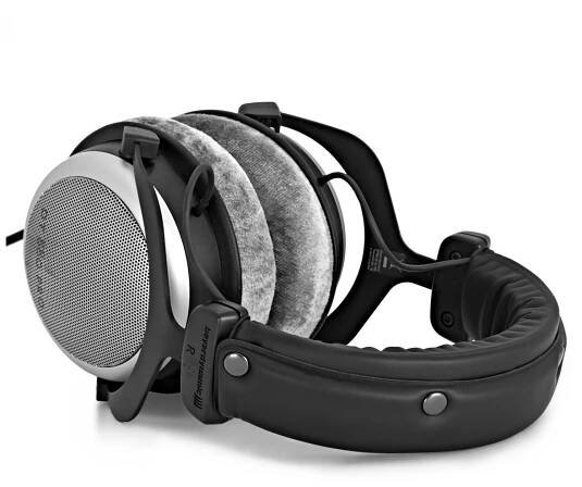 beyerdynamic DT 880 Pro Headphones, 250 Ohms