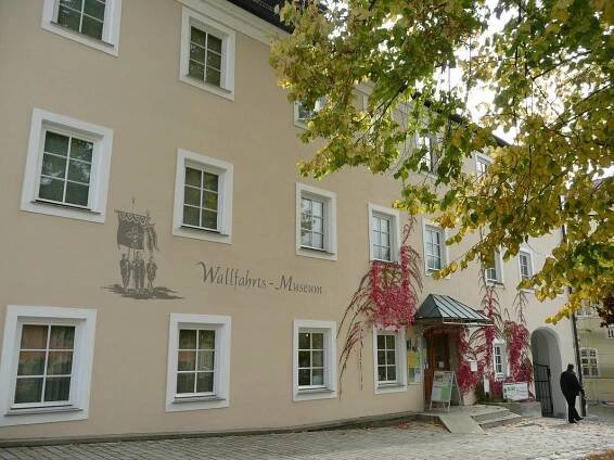 THE 10 CLOSEST Hotels to Wallfahrtsmuseum, Neukirchen beim Heiligen Blut
