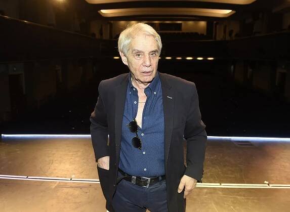 Josef Laufer (81) už není ohrožen covidem. Dcera promluvila o jeho očkování