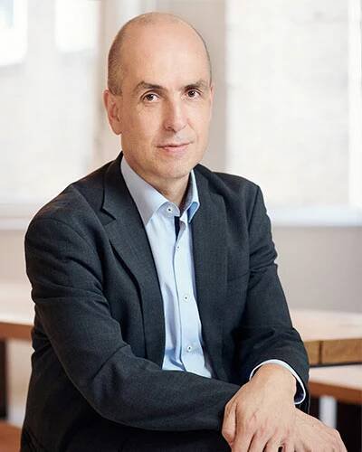LARS HAHN 