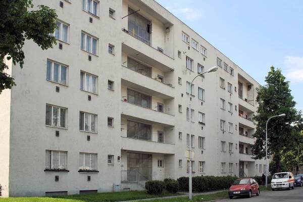 Soubor:Malobytová kolonie Brno Zábrdovice blok Jana Svobody 1.jpg