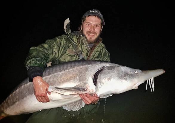 Lov jeseterů | MV Fishing.cz