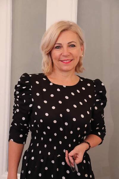 Důležité je mít se o koho opřít – Eliška Olšáková o výzvách a cestách k řešení – Pro města a obce