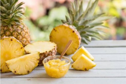 Ananas – snižuje zánět i bolest. Pomáhá s trávením, ale nehubne