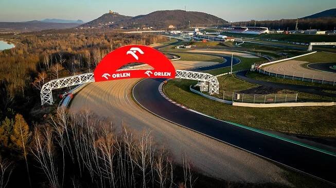 Mezi letošní aktivity autodromu patří i vytrvalostní jízda do Istanbulu