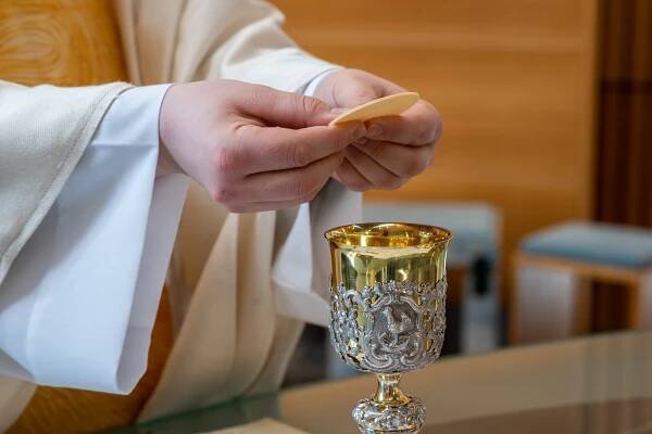 Sakrament Eucharistie / Diözese St. Pölten
