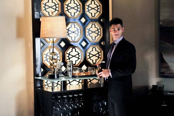 Mistresses - What Do You Really Want - Z filmu - Brian Hallisay