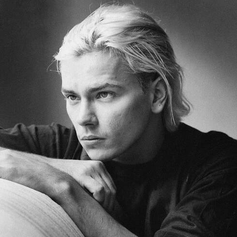 Remembering River Phoenix, 23 Years After His Death