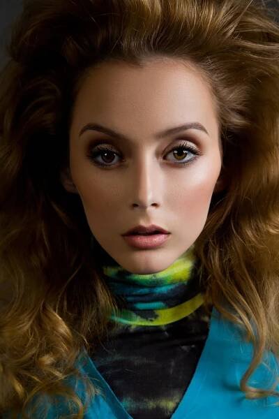 BEFORE & AFTER — CRYSTAL RETOUCH