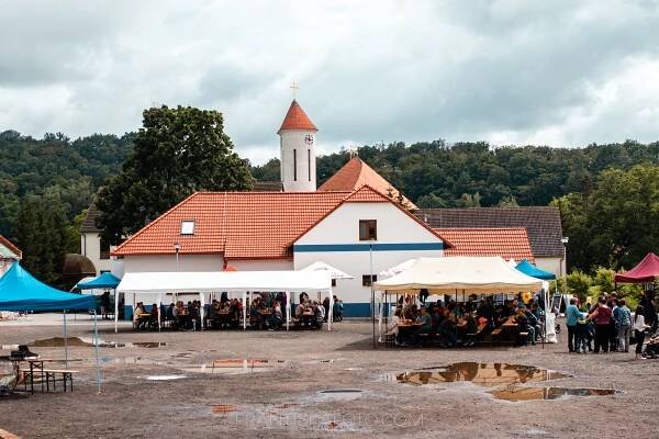Františka Foto - Pivovar Louka, Čechův Dvůr