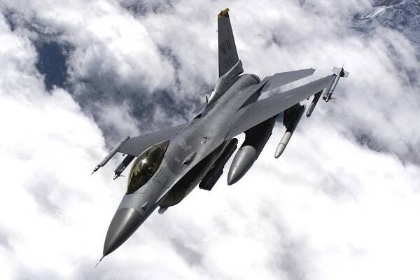 General Dynamics F-16 Fighting Falcon