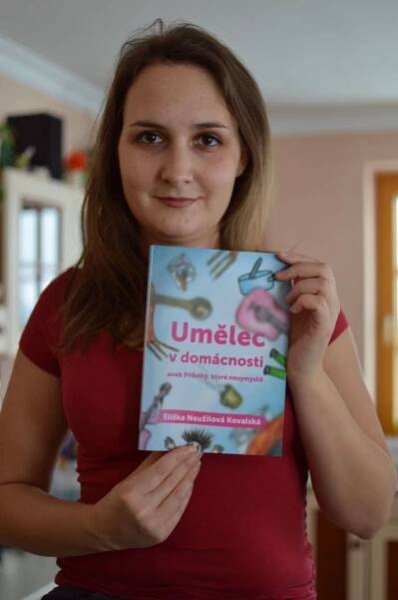 Eliška Kovalská – Umělec v domácnosti | Katalog plážovníků