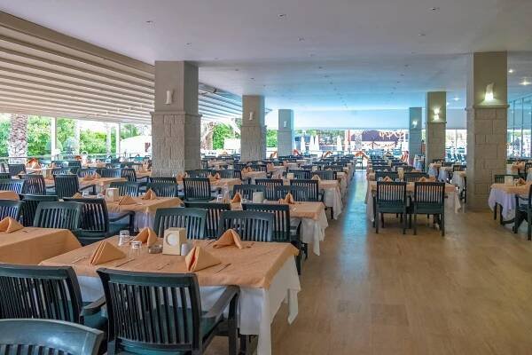 CK MARTED – Turecká riviéra – Kemer – Queen´s Park Goynuk