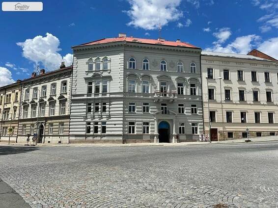 Komenského, Hradec Králové