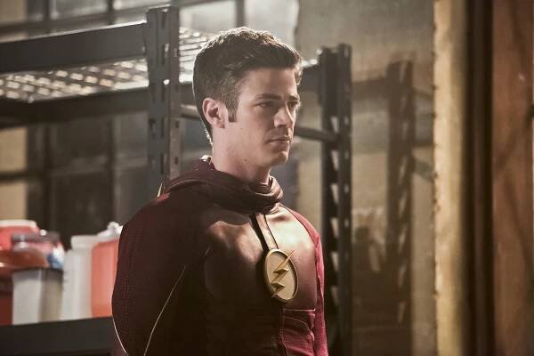 Flash - Nepřemožitelný - Z filmu - Grant Gustin