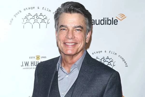 Peter Gallagher joins Grey's Anatomy as a doctor who knew Ellis Grey