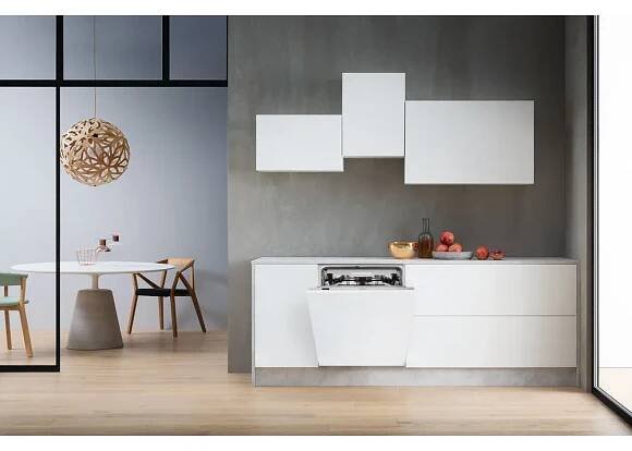 Myčka nádobí 60 Whirlpool WIO 3O540 PELG, vestavná, Aquasafe, Aquastop
