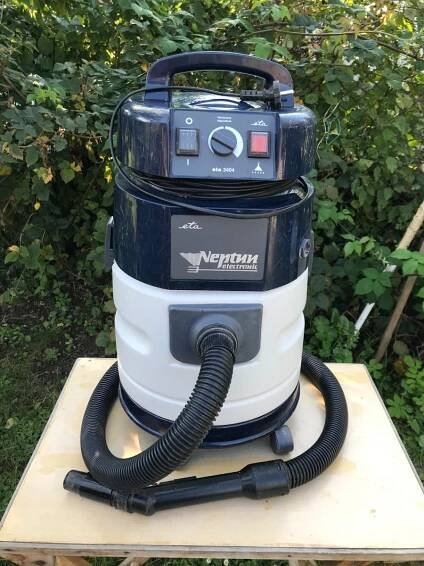 Vysavač Eta neptun 2404 - Malé elektrospotřebiče